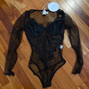 Princess Polly Cherry Bomb bodysuit size 0/ US new with tag